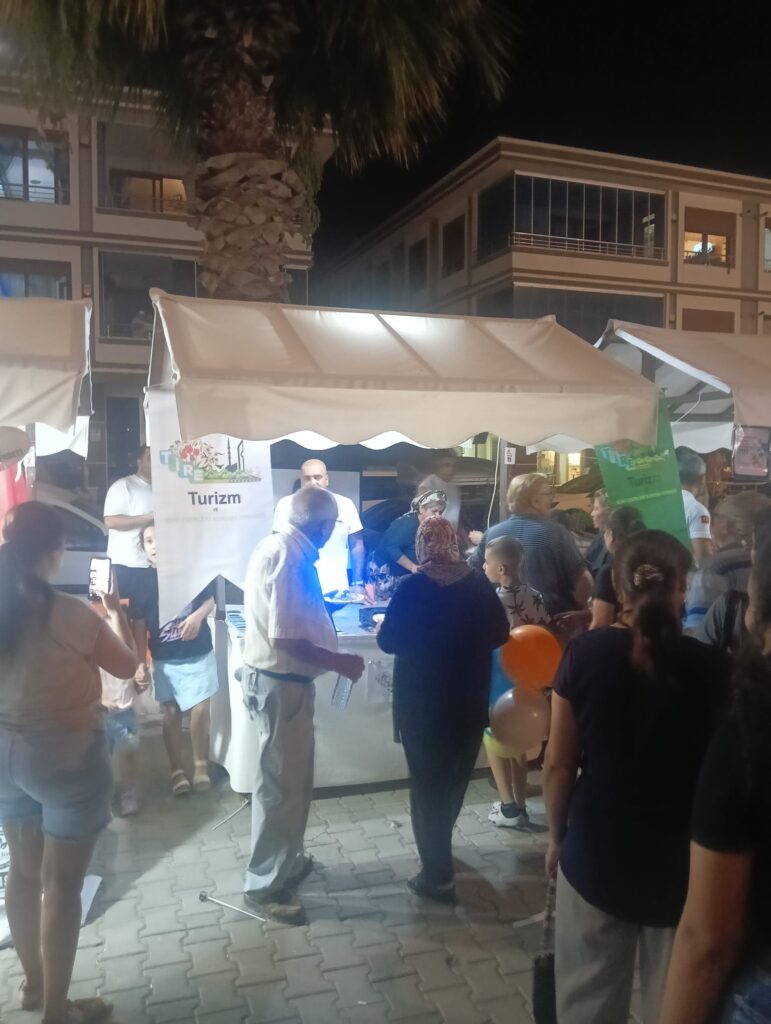 c2562656-c31f-4446-aa15-4176a8e1ebd1